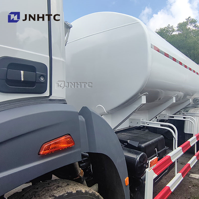 Beiben baru 4x2 15m3 truk penyemprotan untuk pencegahan debu jalan harga