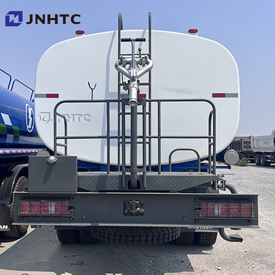 HOWO TX 20000 Liter Tangki Air Truk Dengan Air Sprinkler Untuk Jalan Bersih Truk Sprinkler
