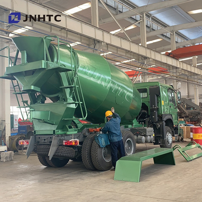 Hot HOWO Beton Campuran Truk 6x4 10 Roda Kapasitas Cement Campuran Truk dipasang Beton Mixer Pump Truck