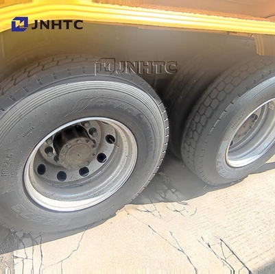 FAW 15CBM truk penyemprotan air China tugas berat 20000 liter tangki truk penyemprotan air