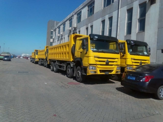 Kuning 371hp 20M3 RHD Sinotruk Howo 6x4 Dump Truck Untuk Beban 40-50 Ton