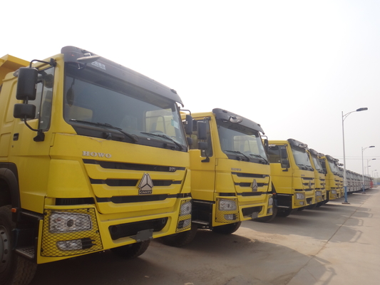 Kuning 371hp 20M3 RHD Sinotruk Howo 6x4 Dump Truck Untuk Beban 40-50 Ton