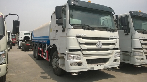 Howo Heavy Duty Dump Truck, Water Tanker Truck Capacity 12-20m3