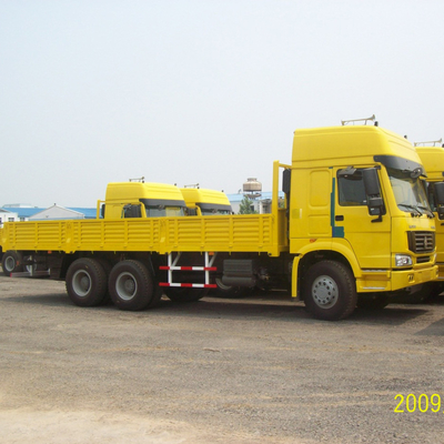 Warna Kuning 6x4 10 Wheeler Cargo Truck Model Sinotruk Howo7 Untuk 40-50T
