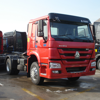 SINOTRUK HOWO Tow / Prime Tractor Truck RHD 10 Roda merah 371 HP ZZ4257S3241W