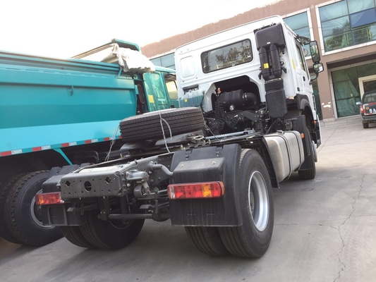 Heavy Prime Mover Truck Sinotruk Howo 4x2 6 roda 336HP 400L Tangki Bahan Bakar