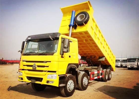 8 × 4 371HP Tugas Berat Dump Truck 32 Ton Memuat 30CBM Dump Box Warna Putih Merah Kuning