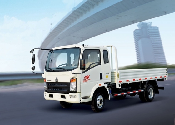 HOWO 4 * 2 116HP Tugas Ringan Truk Komersial 12 Ton Beban ISUZE Suka