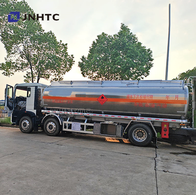 SINOTRUK HOWO Tangki bahan bakar truk tangki minyak truk truk tangki truk dengan 25cbm full trailer