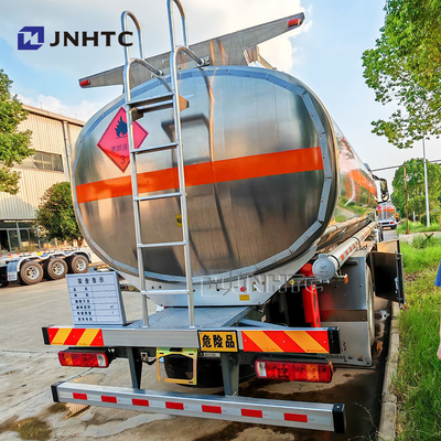 SINOTRUK HOWO Tangki bahan bakar truk tangki minyak truk truk tangki truk dengan 25cbm full trailer