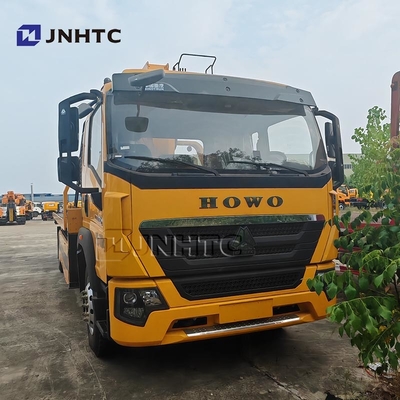 Howo Wrecker Truk 4x2 6 Roda 340hp Wrecker Truk Dengan Crane lengan lurus Harga yang baik
