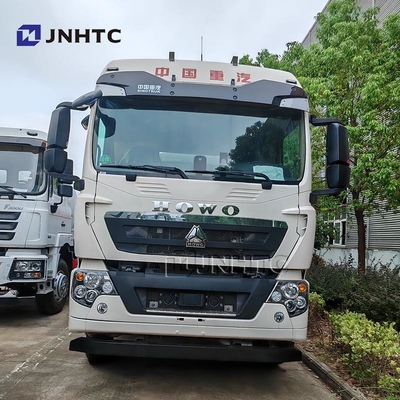 SINOTRUK HOWO Tangki bahan bakar Truk 8X4 Drive Wheel Euro 3 Emisi Standar Tank Minyak Truk Tanker Truk
