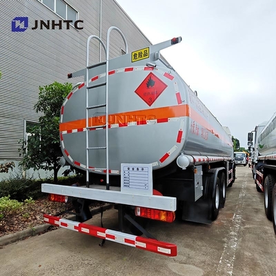 SINOTRUK HOWO Tangki bahan bakar Truk 8X4 Drive Wheel Euro 3 Emisi Standar Tank Minyak Truk Tanker Truk