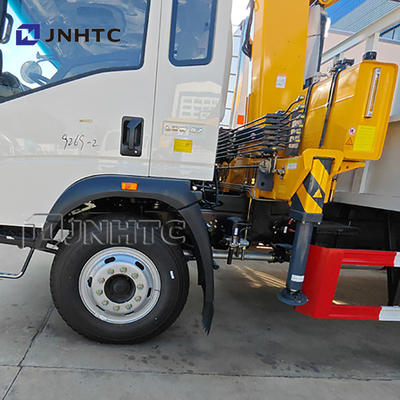 SINOTRUCK 4X2 6 roda truk kargo dengan derek truk dipasang derek untuk dijual