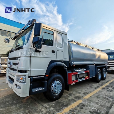 Howo Oil Tanker Trucks 6X4 340HP 30000 liter Transportasi bahan bakar Tanker bahan bakar