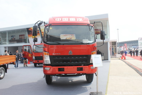 95 Km / H Kecepatan Maksimum Truk Komersial 12 Ton Nilai Beban Desain Poros Belakang Yang Kuat