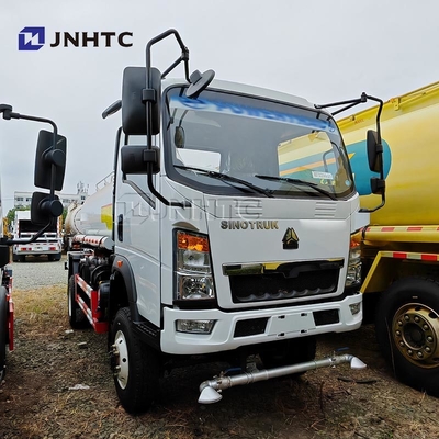 NEW HOWO truk air ringan 4x2 5000 liter 5 ton pengangkut air tanker truk harga