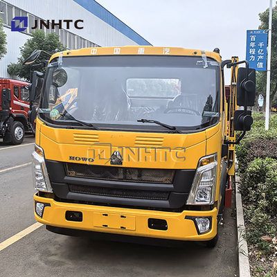 HOWO Ringan Double Deck Flatbed Jalan Penyelamat Wrecker Truk Tarik Untuk Dijual
