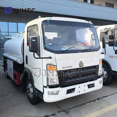 Sinotruk Howo Mini Tank Minyak Ringan 4x2 3000L Tanker Listrik
