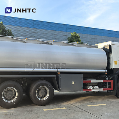 SINOTRUK HOWO 6X4 10 roda 15cbm Tank bahan bakar Truk Tank minyak Truk penjualan