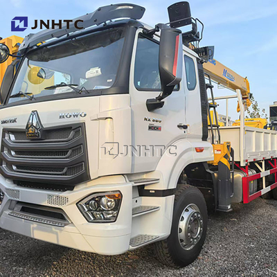 Knuckle Boom 8 Ton Hydraulic HOWO NX Cargo Flatbed Truck Crane Mounted Untuk Dijual