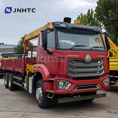 Knuckle Boom 8 Ton Hydraulic HOWO NX Cargo Flatbed Truck Crane Mounted Untuk Dijual