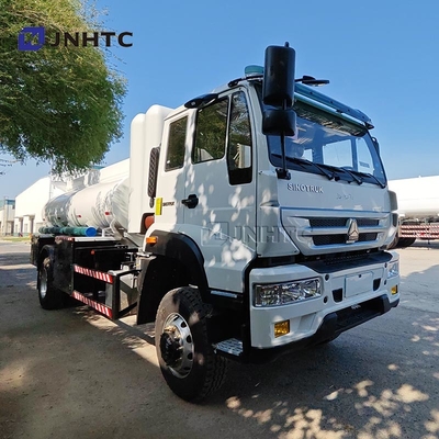 Howo H5 truk tanker minyak 4X2 20000 liter Pengangkutan bahan bakar Tanker bahan bakar