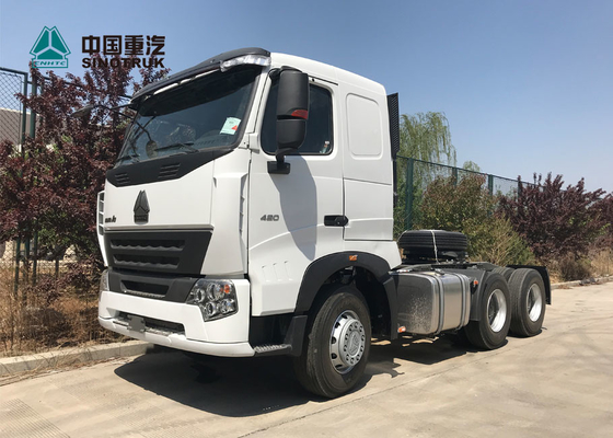 HOWO A7 420 HP 6X4 Tractor Trailer Truck / Diesel Tractor Truck HF7 Gandar Depan
