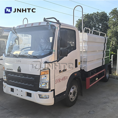 HOWO Mini 3000L Water Truck dengan Fog Cannon Multifunctional Dust Suppression Truck untuk Pertambangan