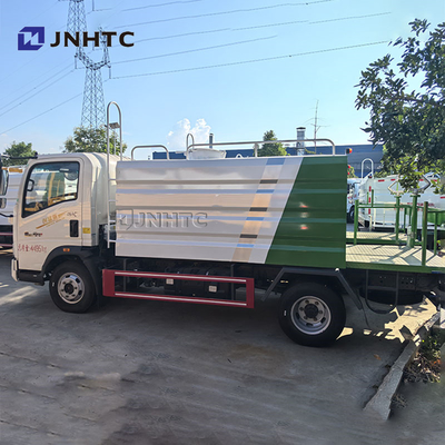 HOWO Mini 3000L Water Truck dengan Fog Cannon Multifunctional Dust Suppression Truck untuk Pertambangan