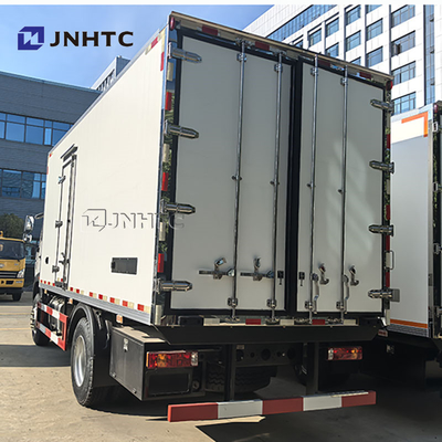 Factory Direct 6 Wheel Reefer Truck Untuk Menjaga Kargo Beku atau Segar Reefer Trucks