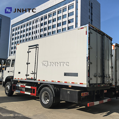 Factory Direct 6 Wheel Reefer Truck Untuk Menjaga Kargo Beku atau Segar Reefer Trucks