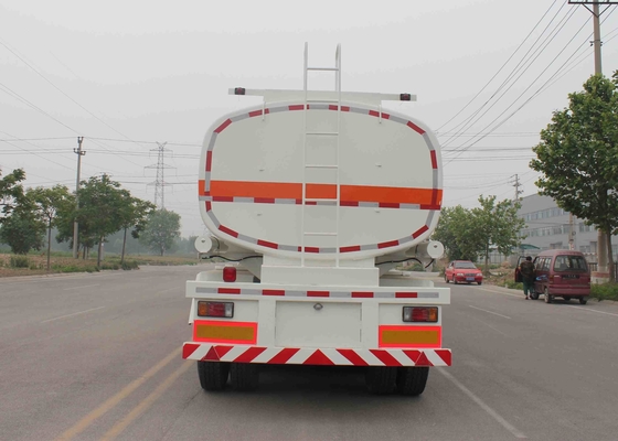 3 As Bahan Bakar oli Truk Semi Trailer Tri - Tangki Gandar Kapasitas 40 - 60 CBM