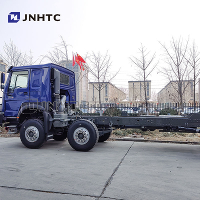 Harga bagus HOWO Semua roda Mengemudi 8x8 Truk kargo Chassis khusus Truk lain untuk dijual di luar jalan ekstrim Daya besar