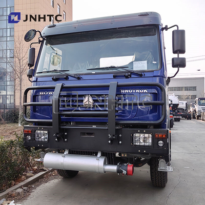 Harga bagus HOWO Semua roda Mengemudi 8x8 Truk kargo Chassis khusus Truk lain untuk dijual di luar jalan ekstrim Daya besar