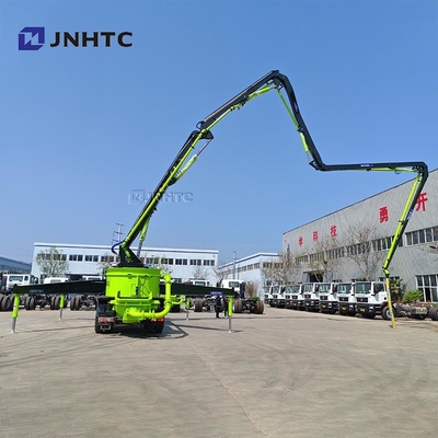 Sinotruk Heavy 47m 6X4 Mounted Concrete Pump Truck Dengan Hydraulic Disc Mixer