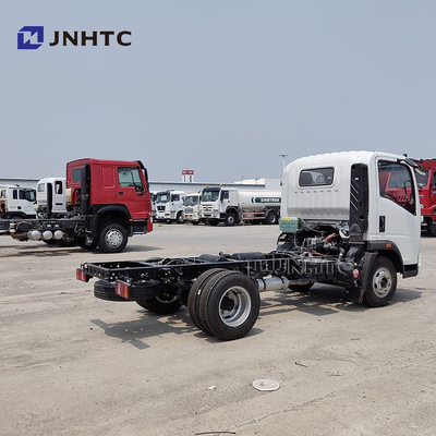Sinotruck Howo 4x2 5 Ton 8 Ton Kargo Ringan / Truk Dump Chassis Bahan bakar Diesel Euro 2 Emisi Kemudi Kiri