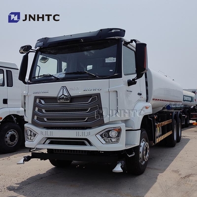Howo NX 6x4 10 Roda Semprot Keranjang Penyiraman Tangki Air Truk 15000 20000 Liter