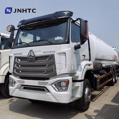 Howo NX truk tanker minyak