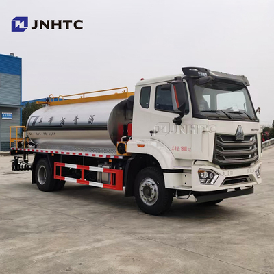HOWO NX Asphalt Spraying Peralatan Truk 4X2 2206HP Untuk Dijual