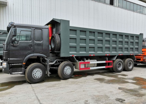 Alat Berat Dump Truck / Truck Dump Otomatis Euro 2 Standard 30CBM