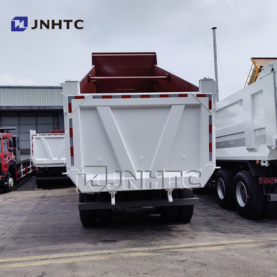SINOTRUCK HOHAN N7 380hp 8x4 Diesel Transmisi Manual Euro 2 Truk Tipper Dump