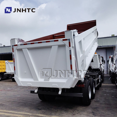 SINOTRUCK HOHAN N7 380hp 8x4 Diesel Transmisi Manual Euro 2 Truk Tipper Dump