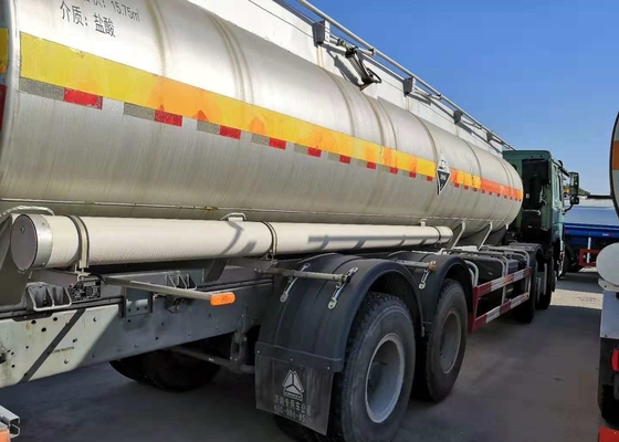 6 * 4 Truk Tangki Bahan Bakar 371hp 21cbm Untuk Transportasi Bahan Kimia Berbahaya