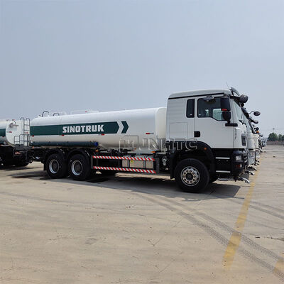Truk Tangki Air HOWO TX 6x4 15000/20000 Liter 371HP Truk Tangki Bowser Penyiram Air