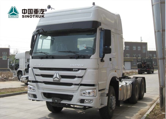SINOTRUK HOWO 371HP 6x4 10 Ban Dengan Bunker Double Perdana Mover Truck