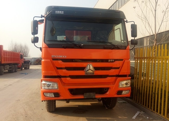 Gandar Empat SINOTRUK 371 HP Heavy Dump Truck 8 × 4 50 Ton Memuat 28CBM