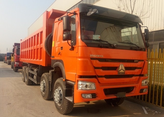 Gandar Empat SINOTRUK 371 HP Heavy Dump Truck 8 × 4 50 Ton Memuat 28CBM
