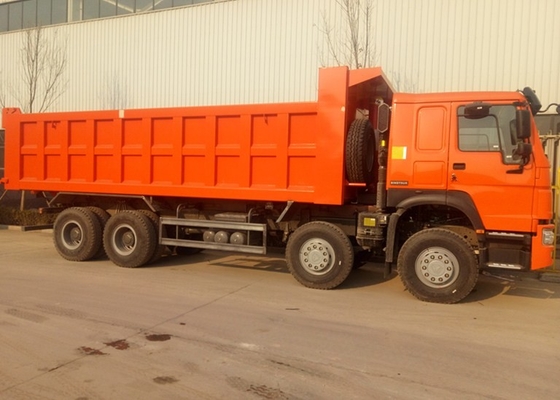 Gandar Empat SINOTRUK 371 HP Heavy Dump Truck 8 × 4 50 Ton Memuat 28CBM