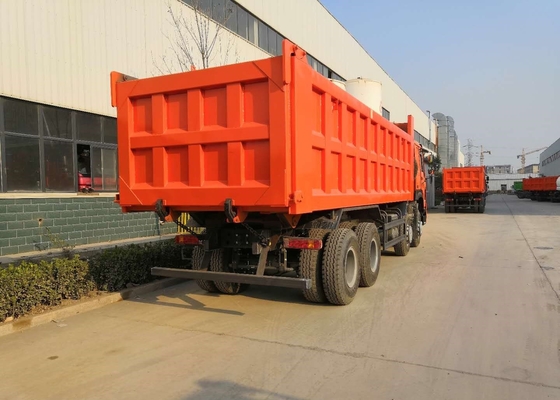8x4 Tugas Berat Dump Truck Dari HOWO7 Sinotruk, 12 Roda 25M3 50 Ton